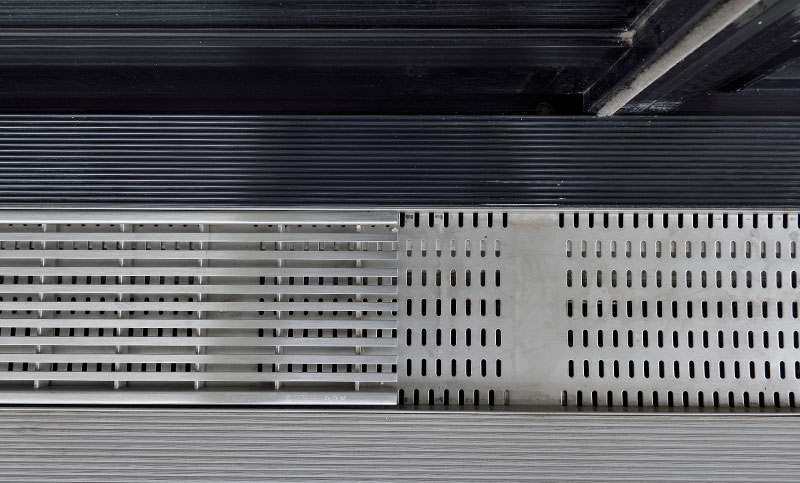 Outdoor stainless steel linear drainage grate-3
